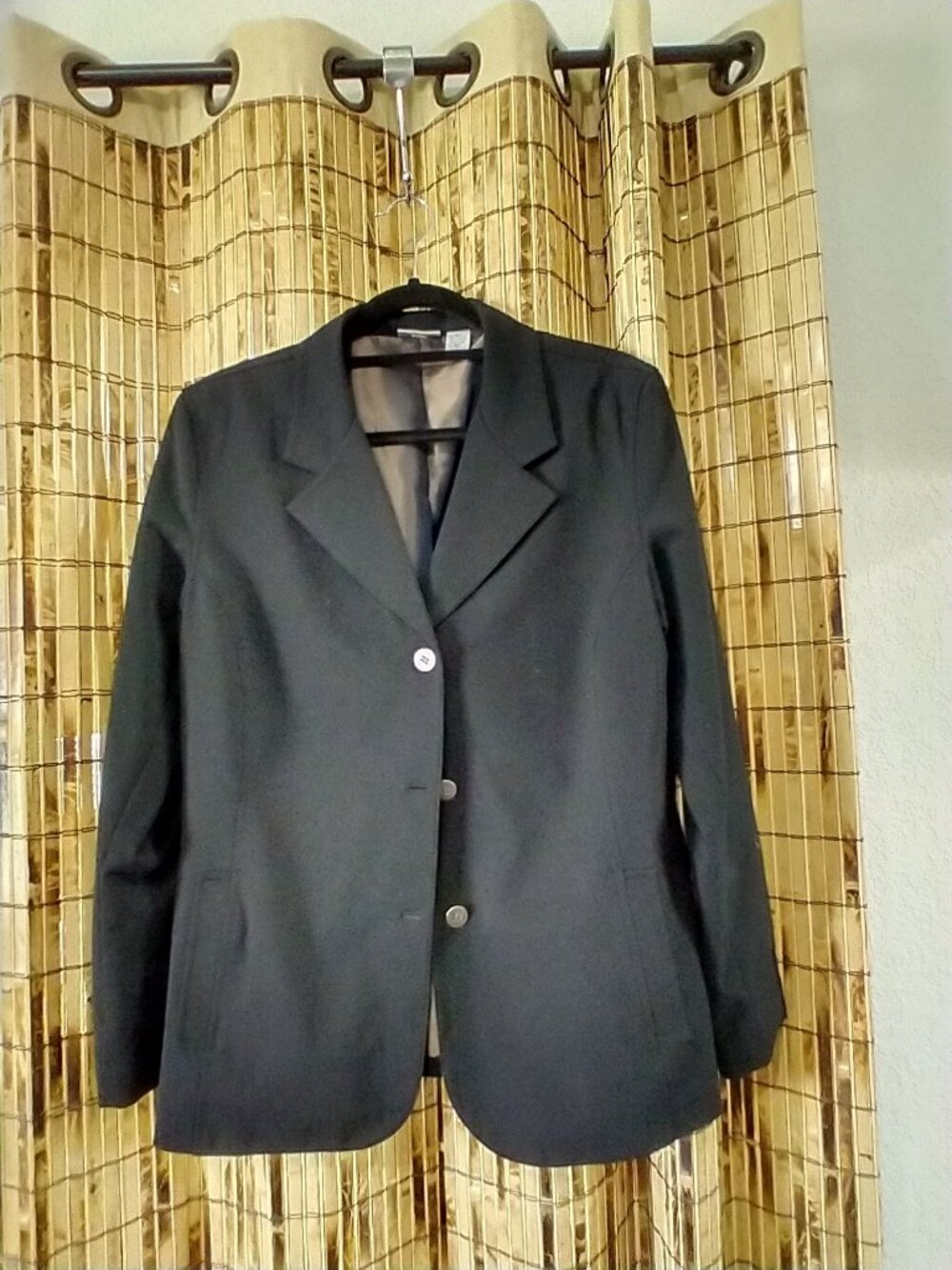 Chico's 3-Button Tailored Stretch Blazer in Black Size 2, US L 12-14